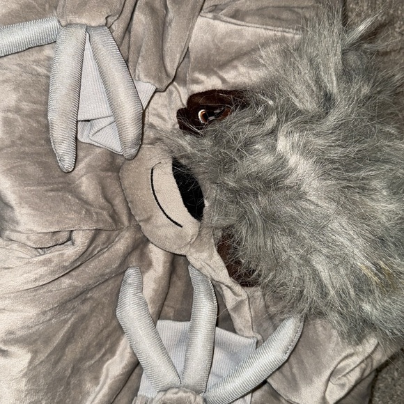 Sloth 1 piece hooded jumpsuit large/Xlarge - Picture 8 of 10